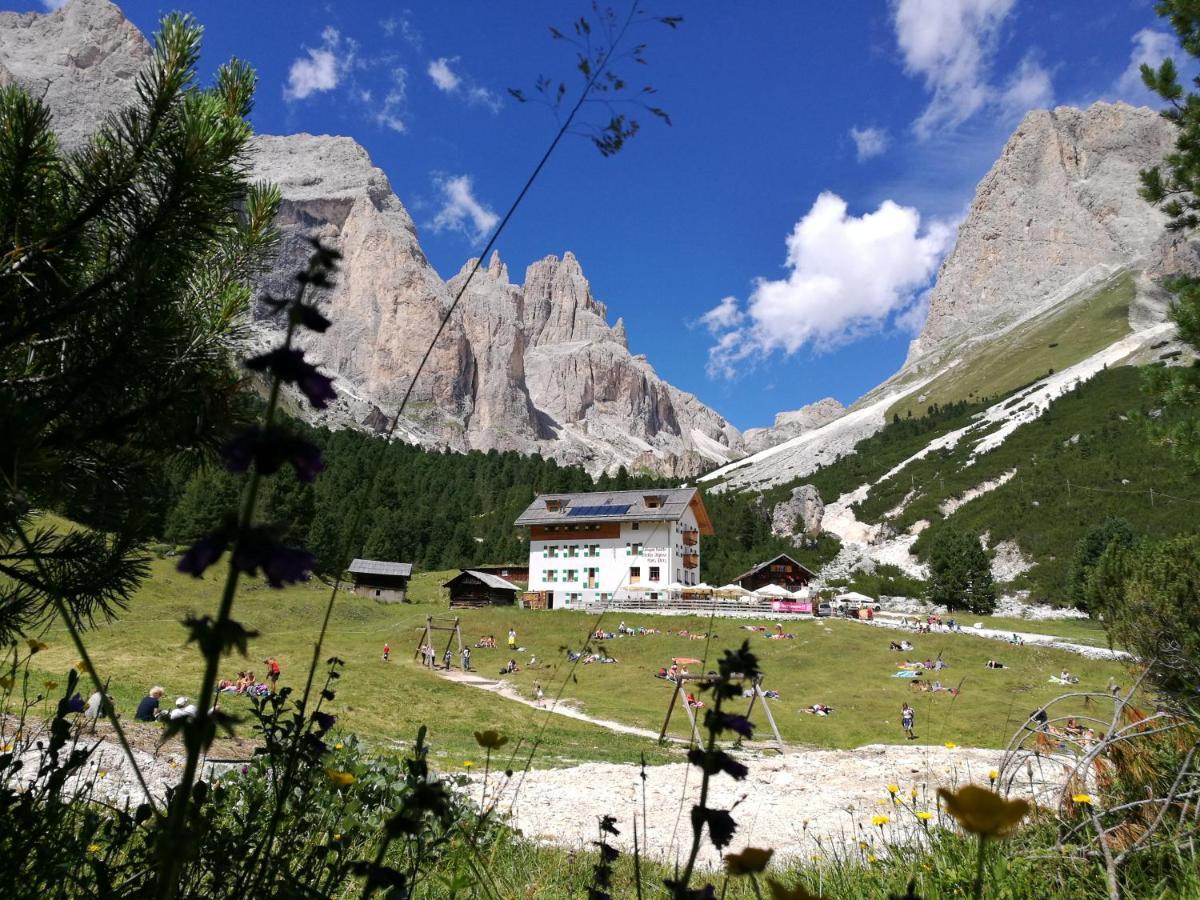 Rifugio Stella Alpina Spiz Piaz Per Escursionisti Hotel Pozza di Fassa Exterior photo